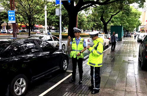 常德交警直屬一大隊(duì)著力打造武陵大道交通管理示范路，推動(dòng)交通及公共管理用金屬標(biāo)牌制造提質(zhì)增效